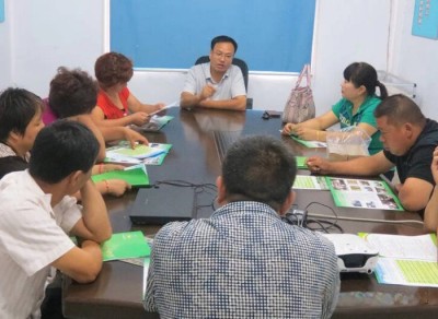Baisheng Feed alcança cooperação estratégica com empresas de criação para ajudar o desenvolvimento da